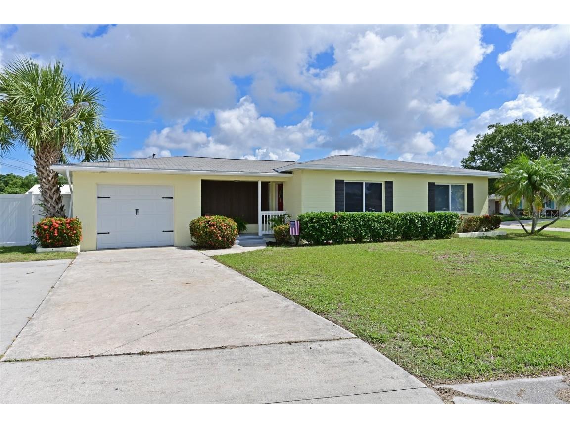 1102 Orlando Avenue Bradenton FL 34207 A4572452 image1
