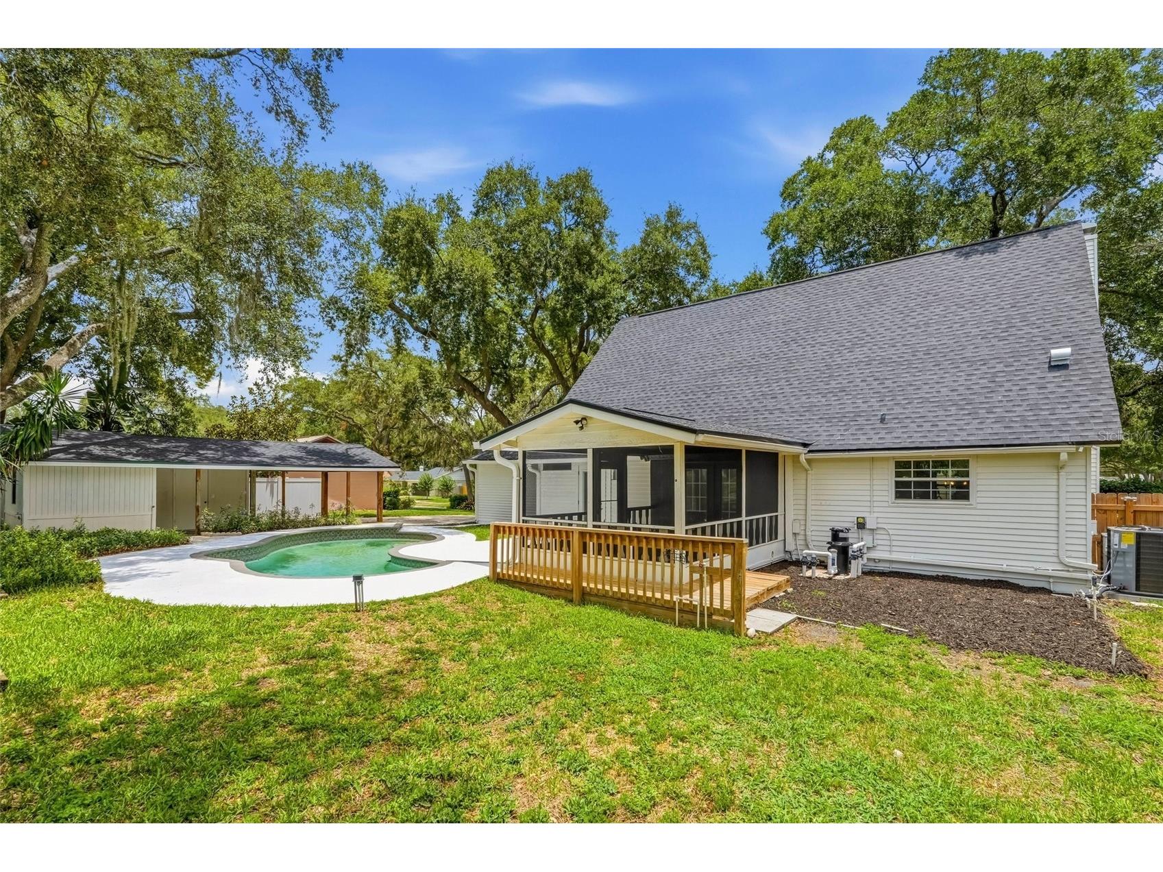 1102 Samy Drive Tampa FL 33613 TB8513059 image39