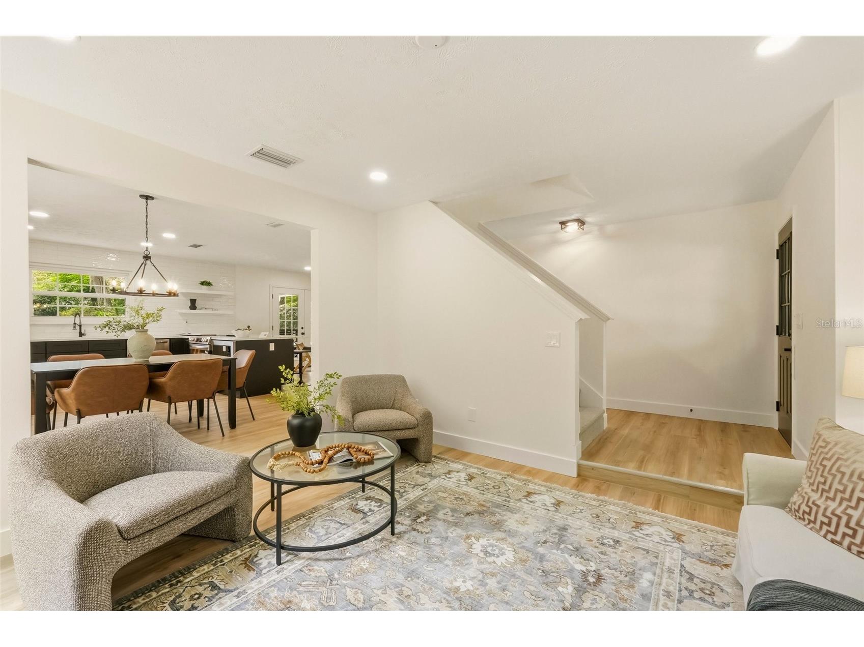 1102 Samy Drive Tampa FL 33613 TB8513059 image6