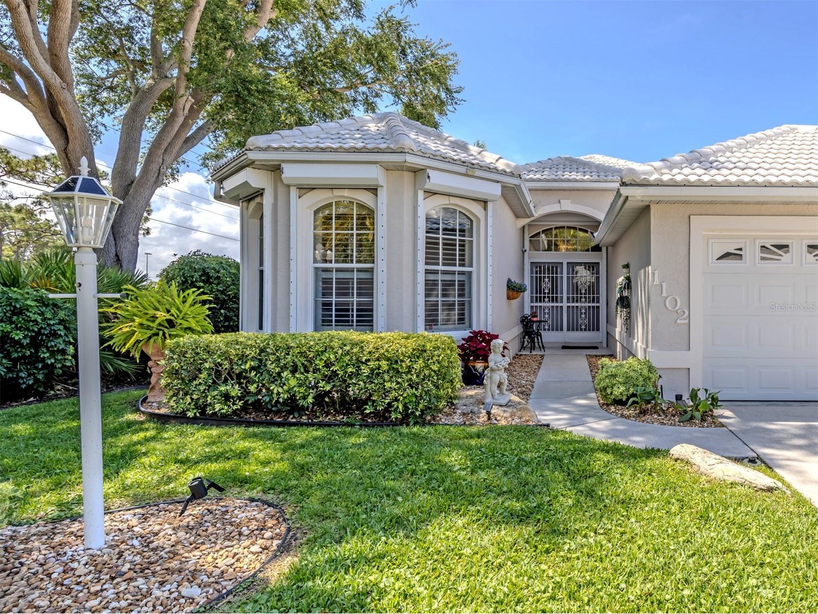 1102 Southlake Court Venice FL 34285 N6144328 image2