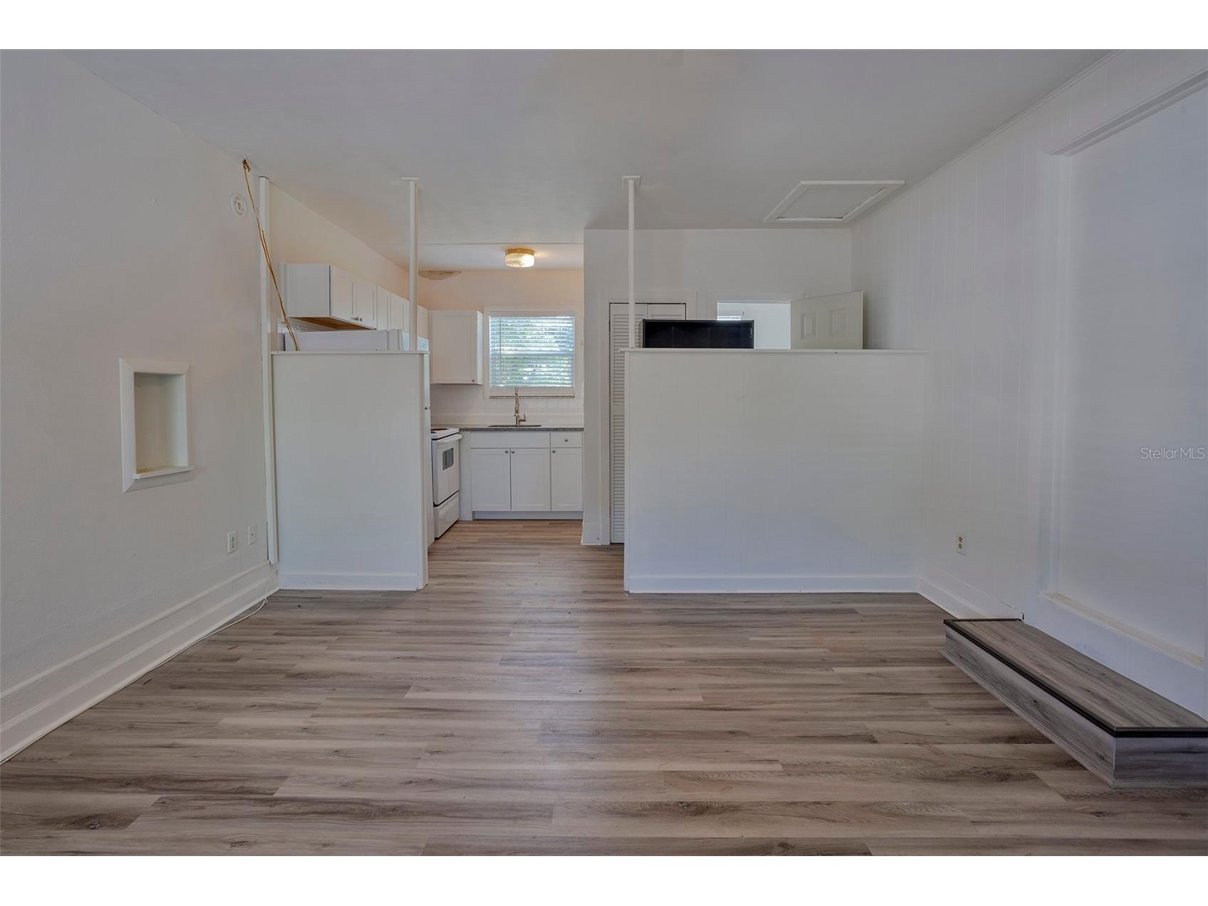1102 Sunset Point Road Clearwater FL 33755 TB8513340 image17