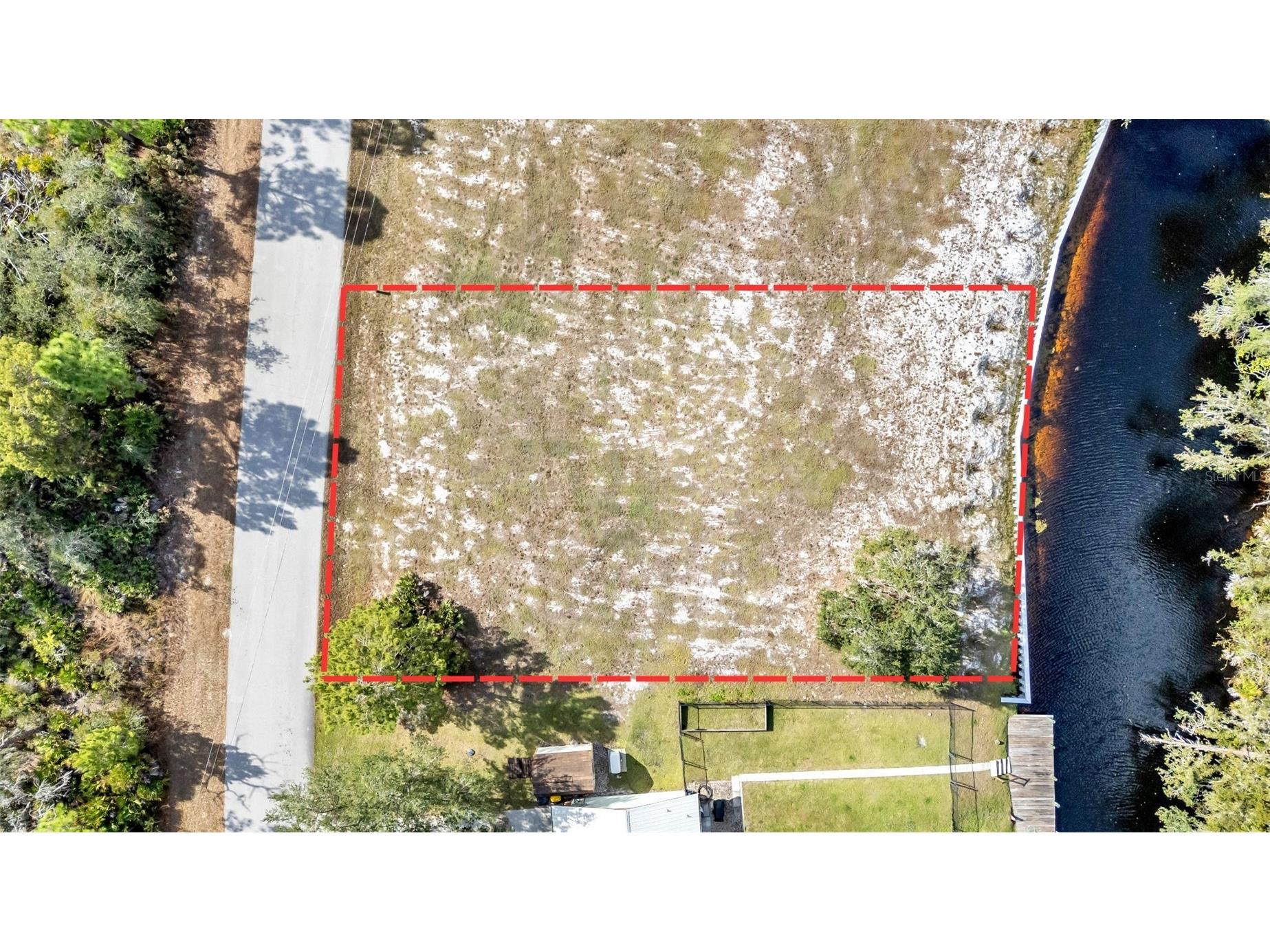 1102 Sycamore Street Lake Placid FL 33852 - LAKE JUNE IN THE WATER L4958168 image1
