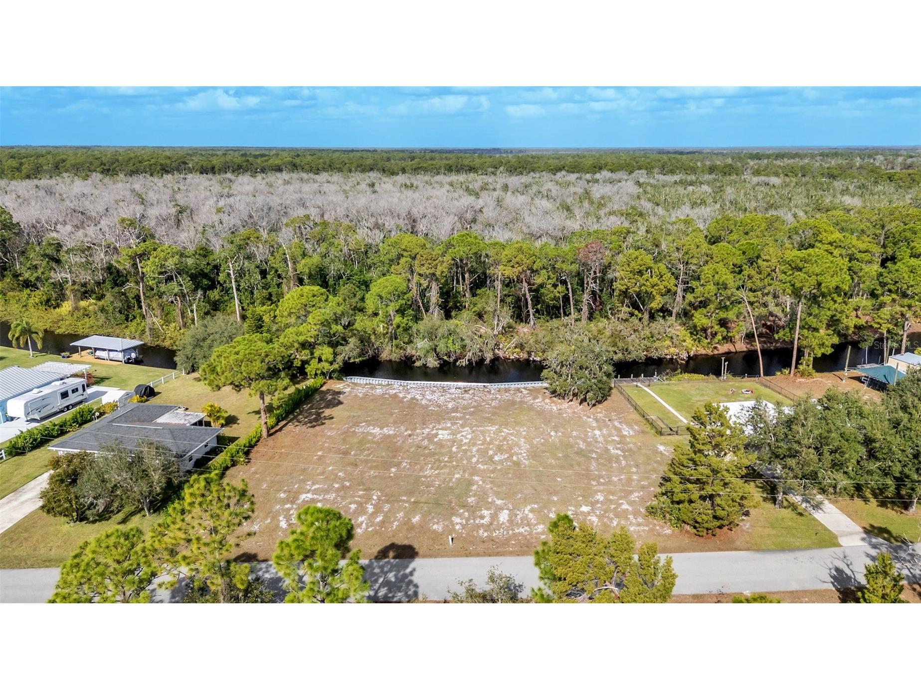 1102 Sycamore Street Lake Placid FL 33852 - LAKE JUNE IN THE WATER L4958168 image4