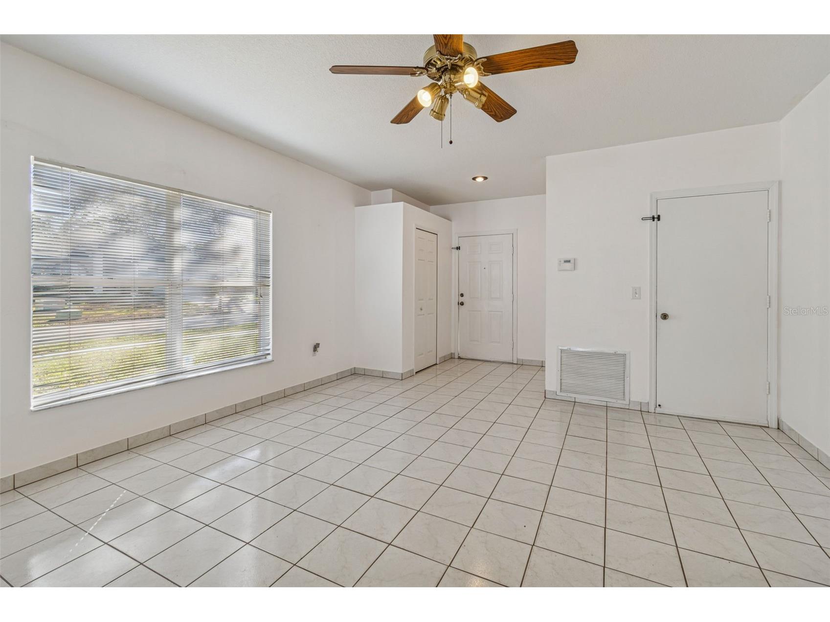 11022 Connacht Way Tampa FL 33610 TB8467626 image9