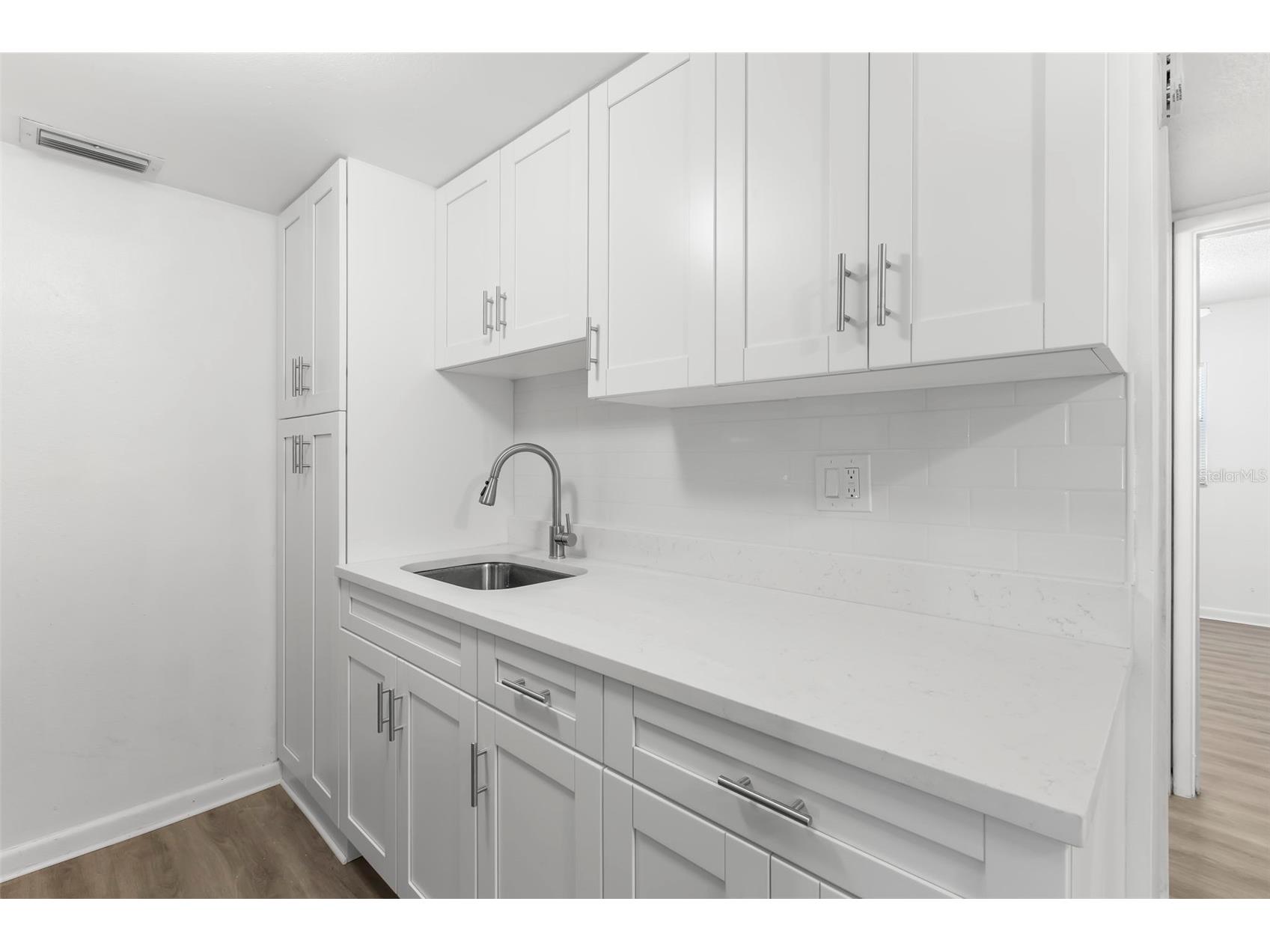 11025 2nd Street E #8 Treasure Island FL 33706 TB8474169 image15