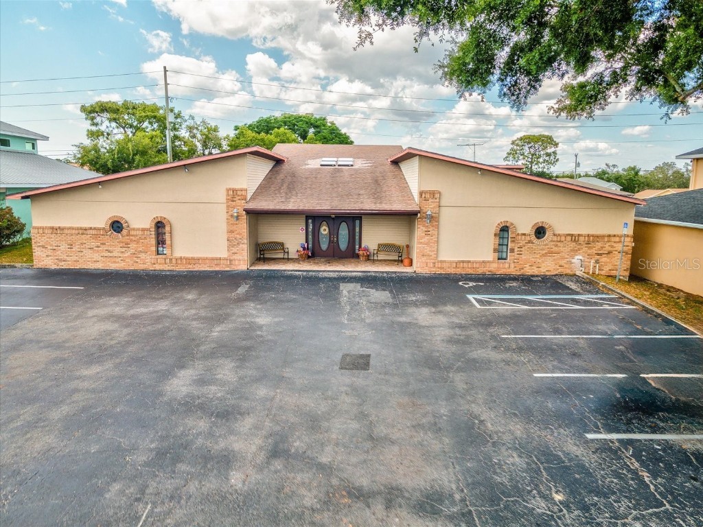 11025 Spring Hill Drive #2 Spring Hill FL 34608 W7865364 image1