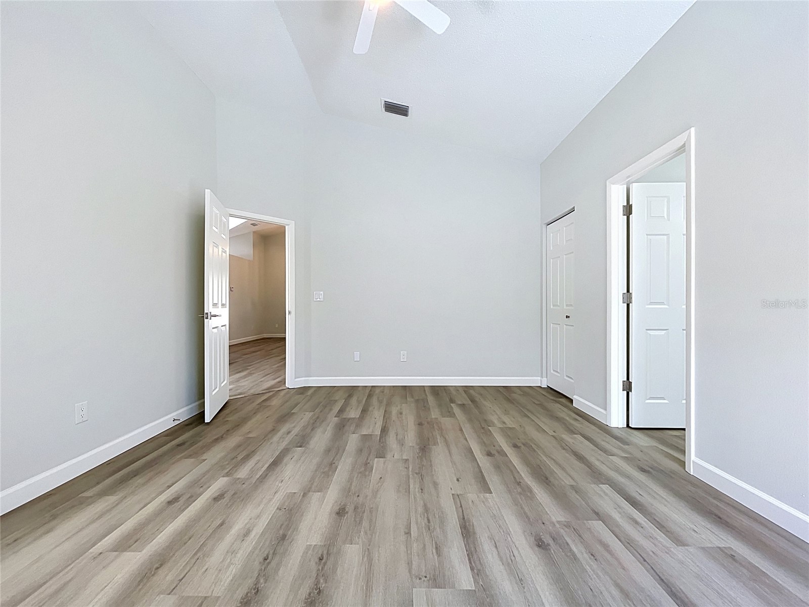 11027 Streamside Drive Tampa FL 33624 TB8503492 image18