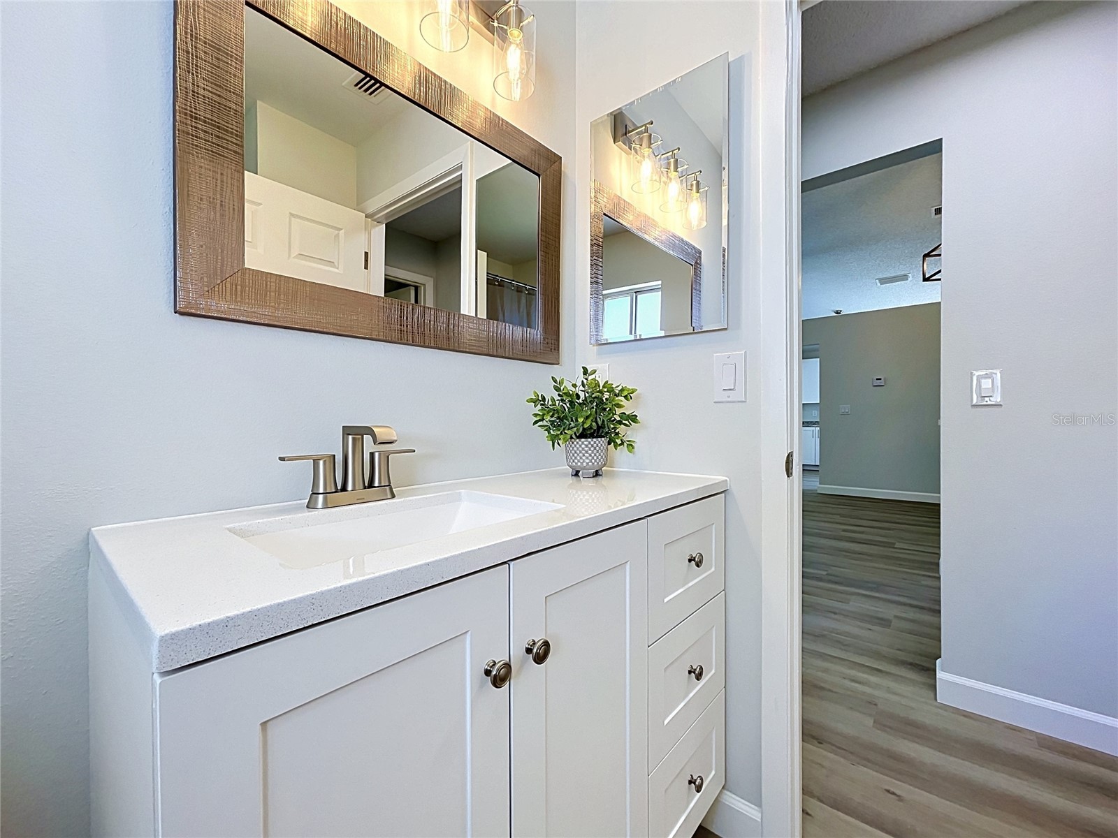 11027 Streamside Drive Tampa FL 33624 TB8503492 image26