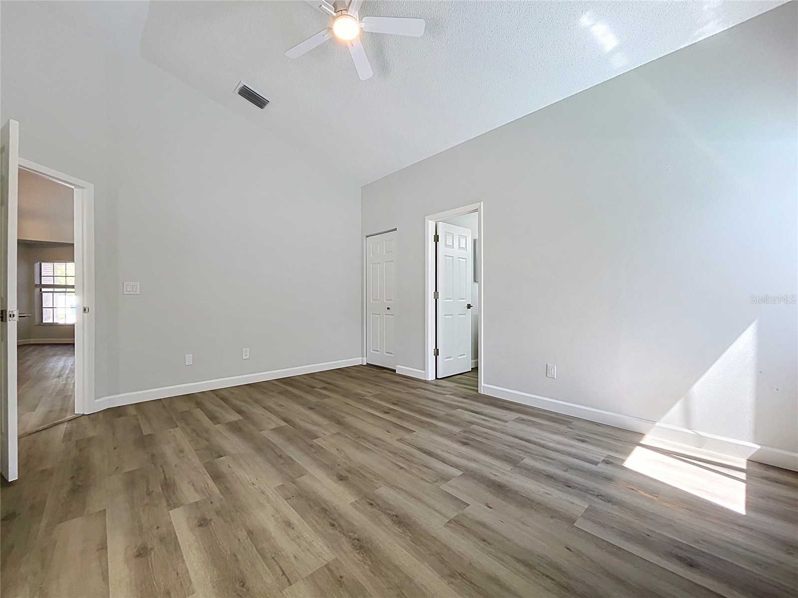 11027 Streamside Drive Tampa FL 33624 TB8503492 image31