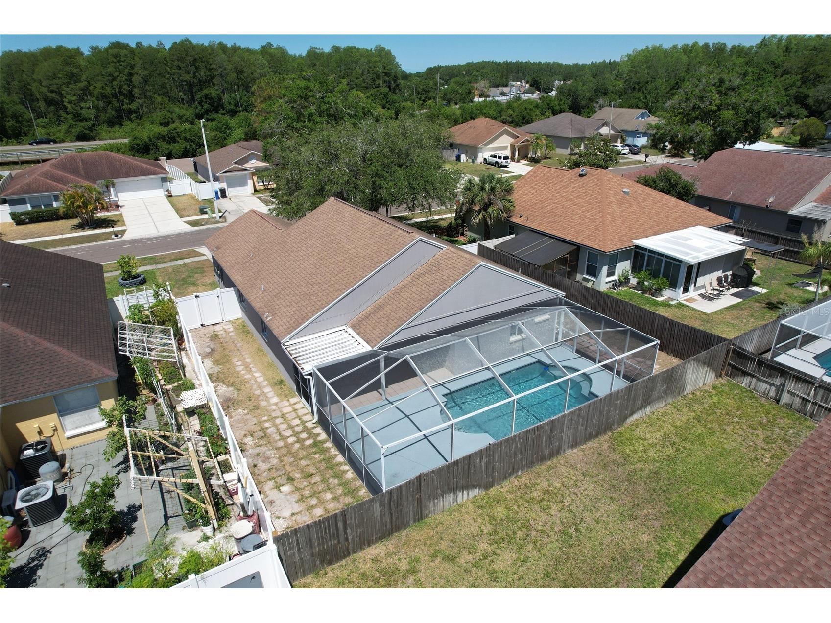 11027 Streamside Drive Tampa FL 33624 TB8503492 image47