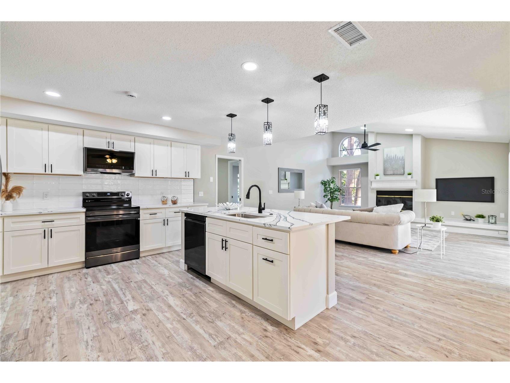 1103 87th Street NW Bradenton FL 34209 A4670558 image6