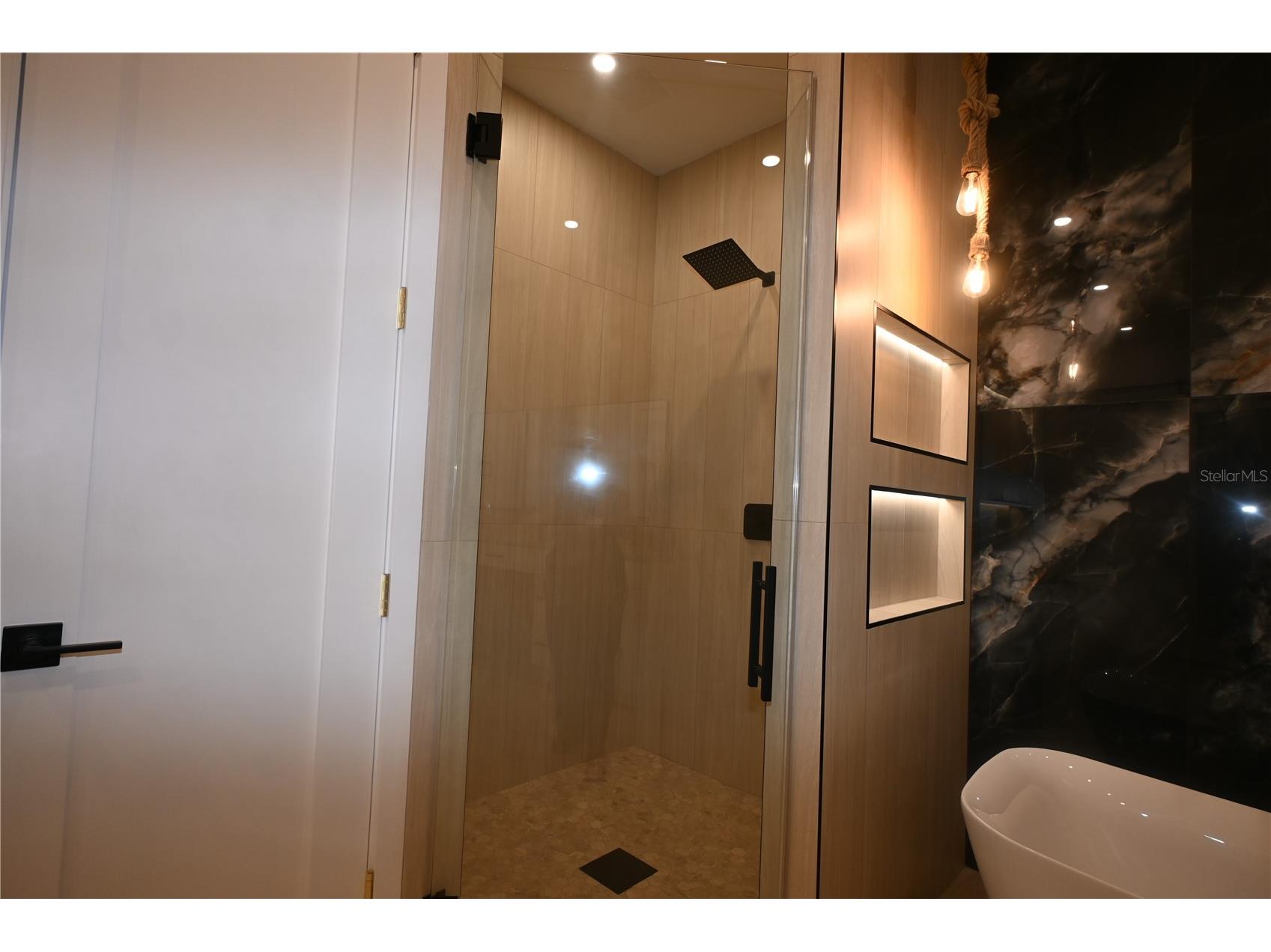 1103 Alpine Drive Brandon FL 33510 TB8532445 image16