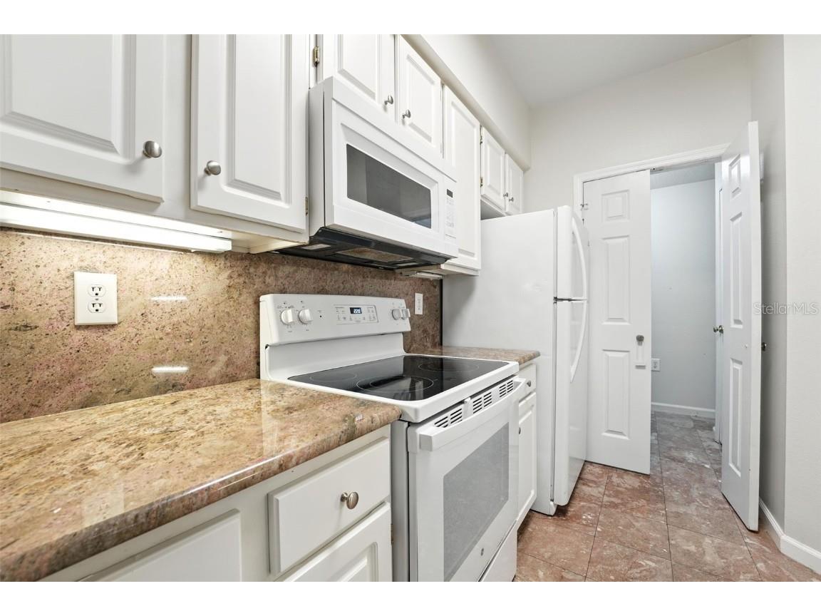 1103 Bay Club Circle #1103 Tampa FL 33607 TB8412628 image11