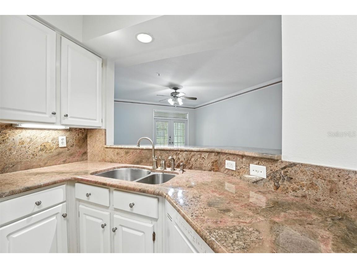 1103 Bay Club Circle #1103 Tampa FL 33607 TB8412628 image12