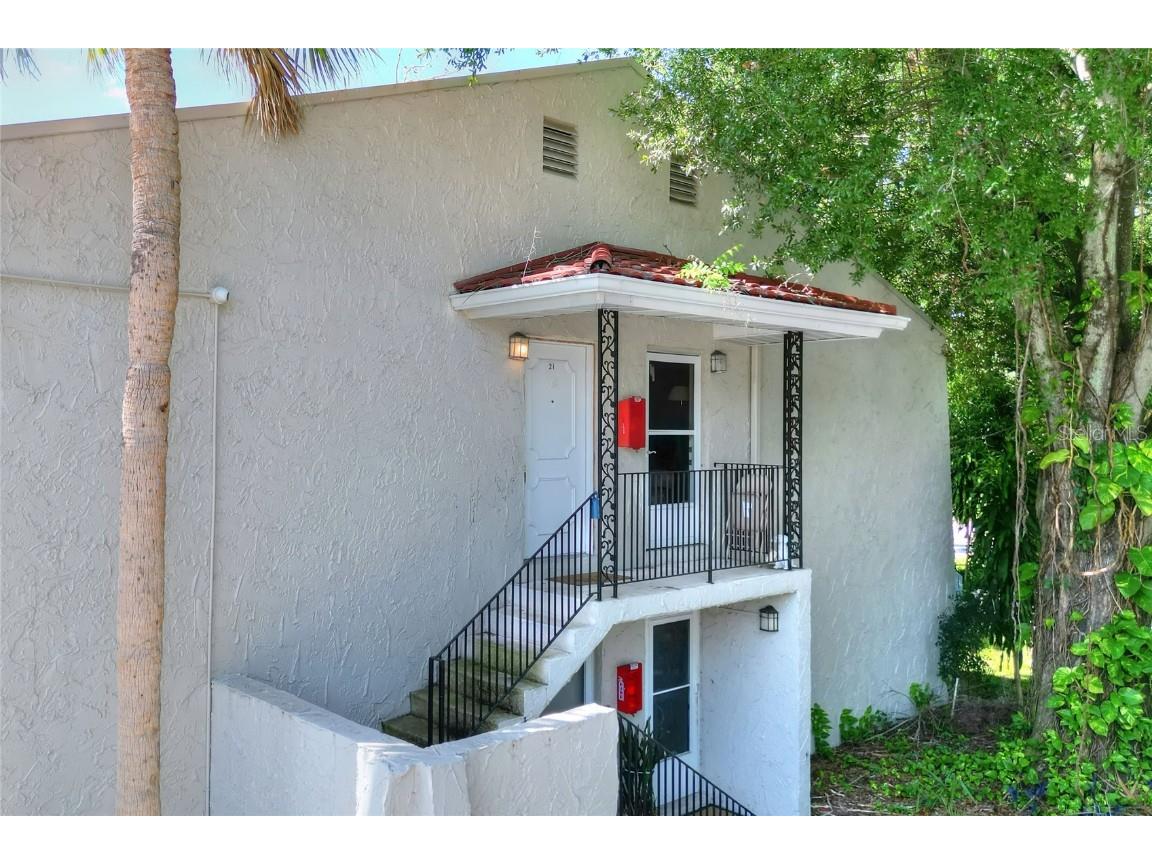 1103 Cypress Gardens Boulevard #21 Winter Haven FL 33884 P4931795 image1