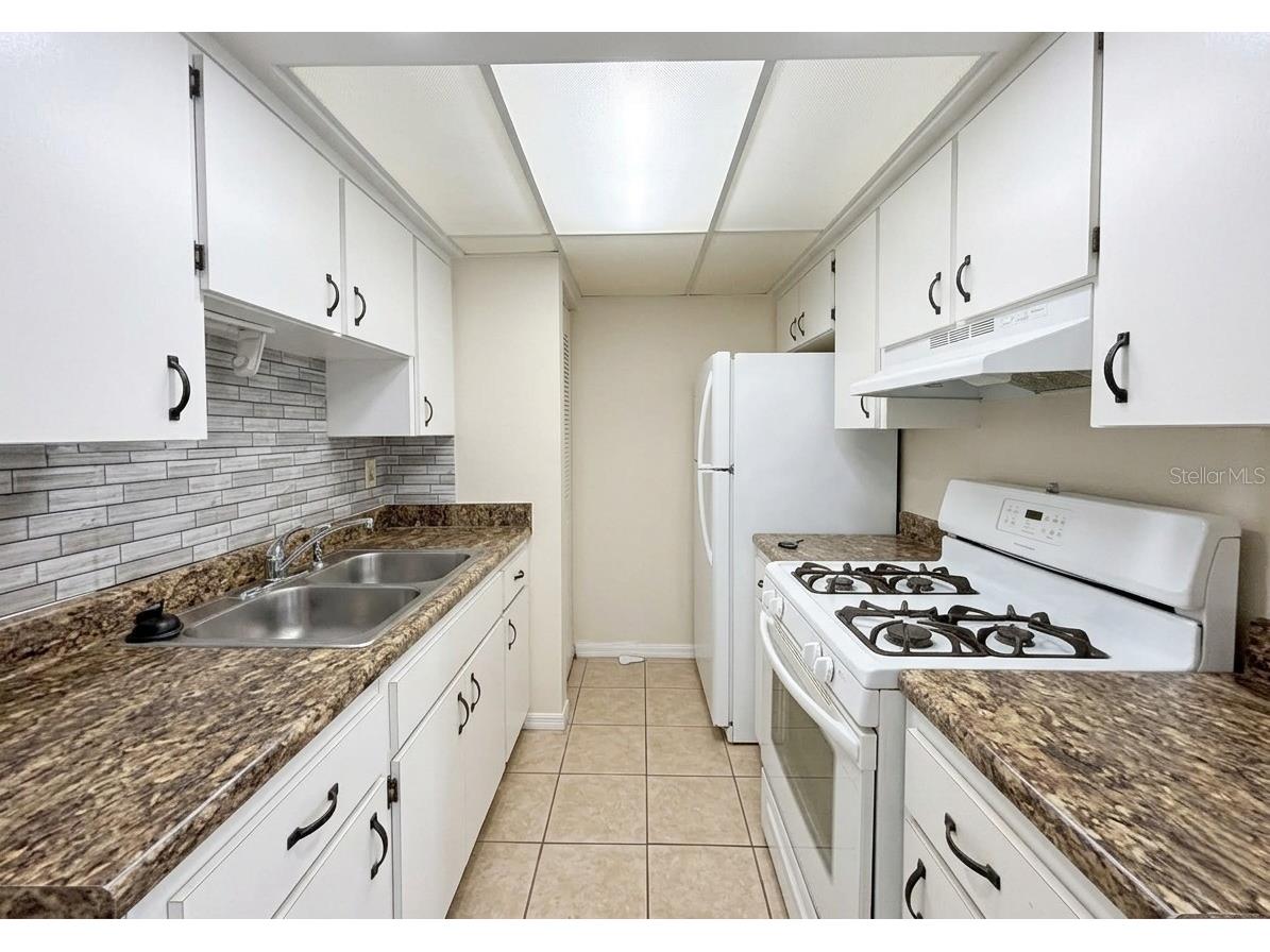 1103 Cypress Gardens Boulevard #30 Winter Haven FL 33884 P4938564 image6