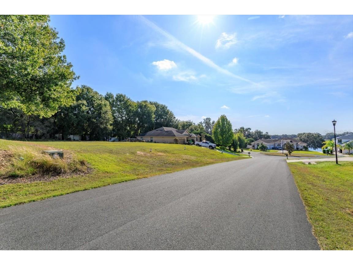 1103 Myrtle Breezes Court Fruitland Park FL 34731 O6364754 image1