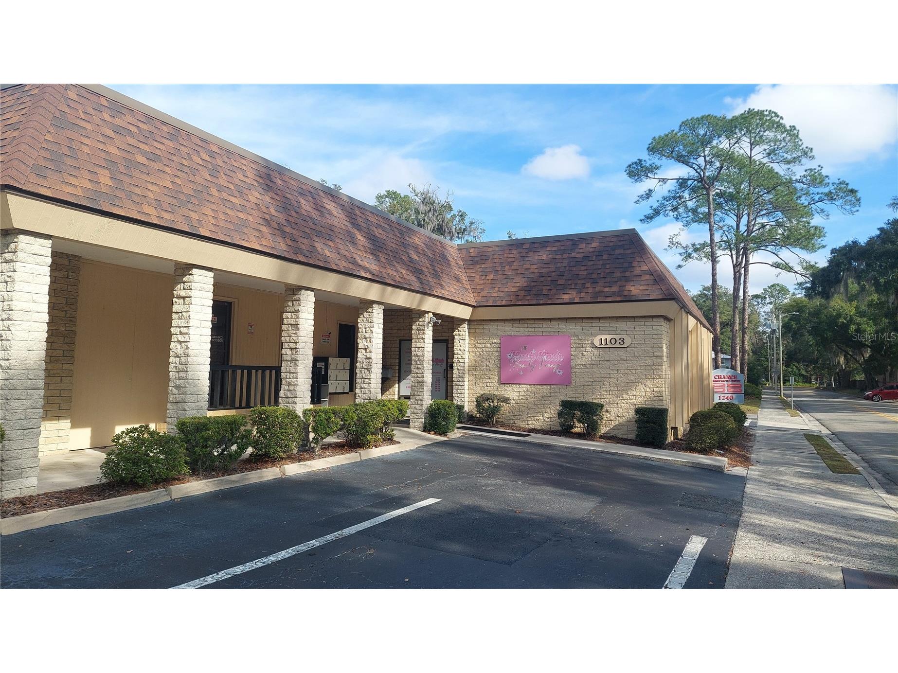 1103 NW 13th Street Gainesville FL 32601 GC536549 image3