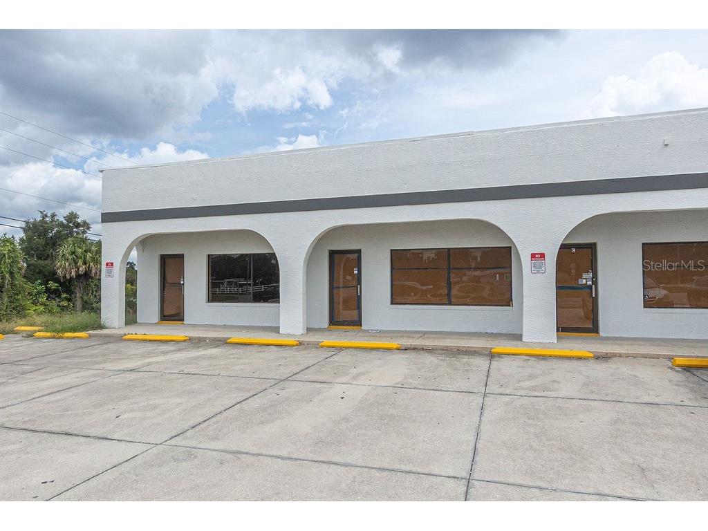 1103 S Woodland Boulevard Deland FL 32720 V4946223 image1