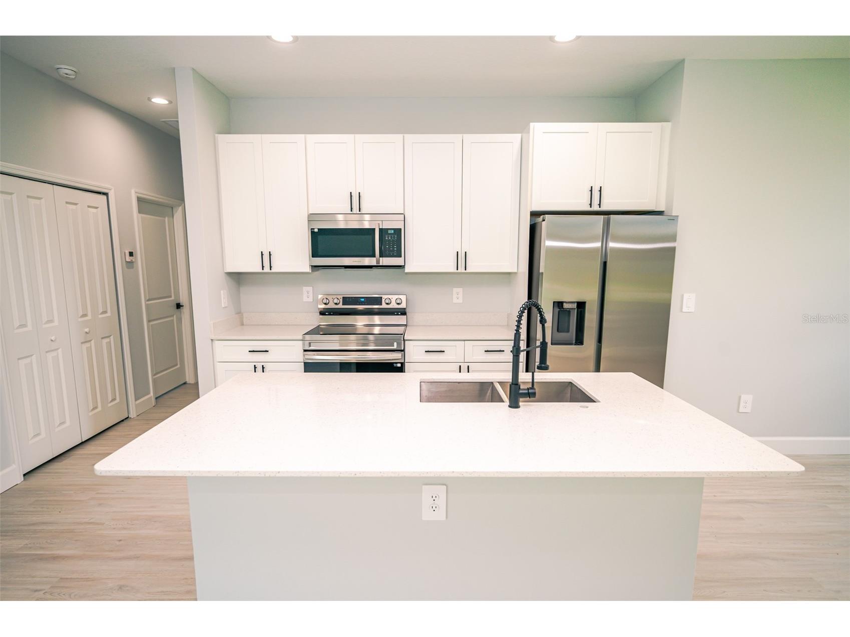 1103 Saint Tropez Court Kissimmee FL 34759 S5150726 image2