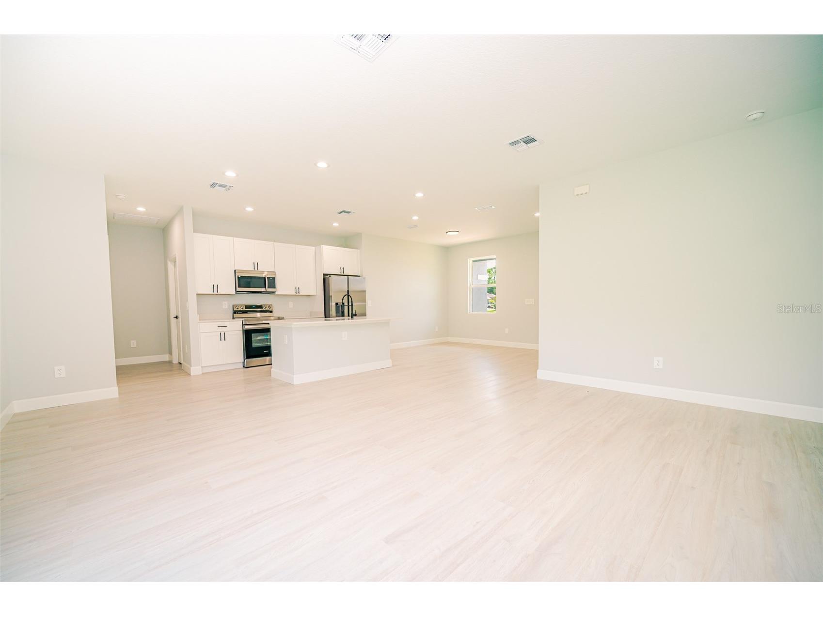 1103 Saint Tropez Court Kissimmee FL 34759 S5150726 image6