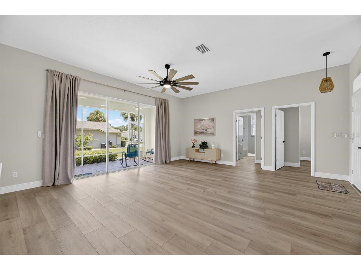 1103 Villeroy Drive Sun City Center FL 33573 TB8409254 image7