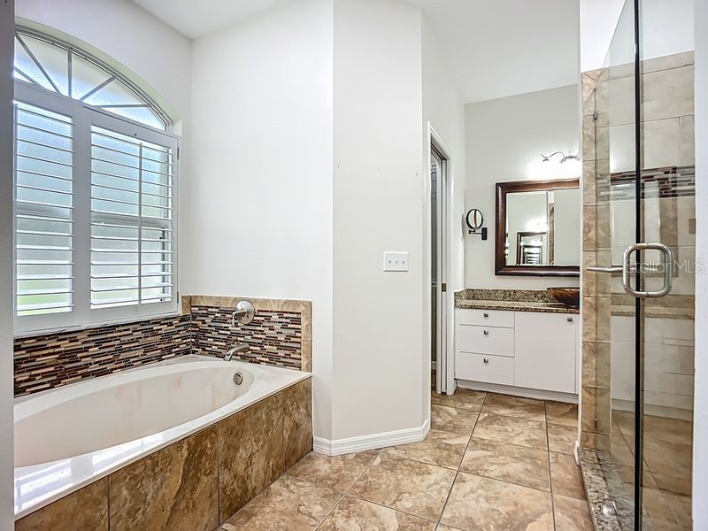 1103 Woodview Way Bradenton FL 34212 NS1085426 image24