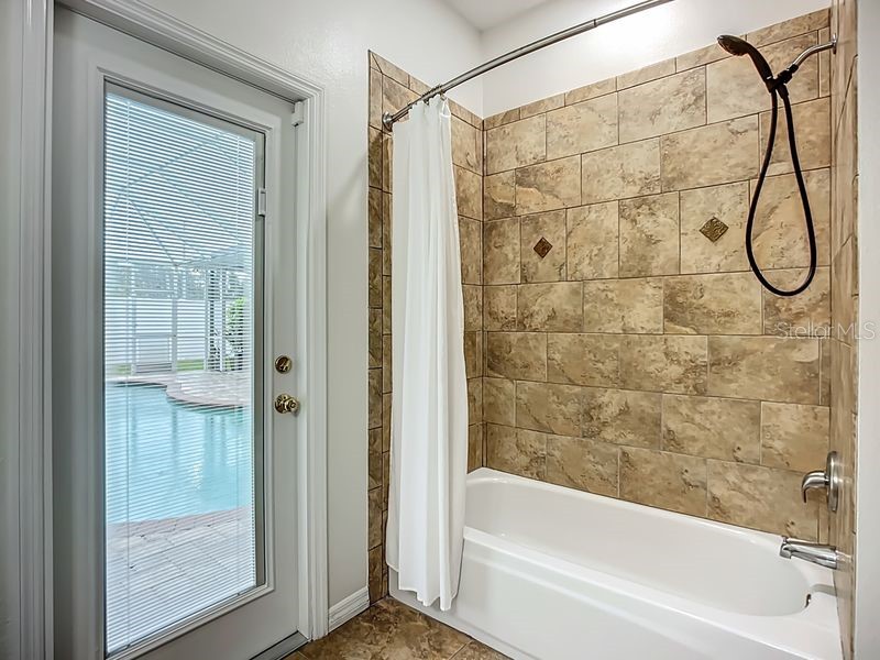 1103 Woodview Way Bradenton FL 34212 NS1085426 image32