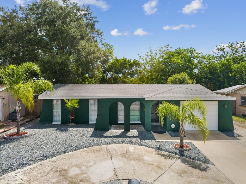 11030 Mckinley Drive Port Richey FL 34668 W7857398 image1