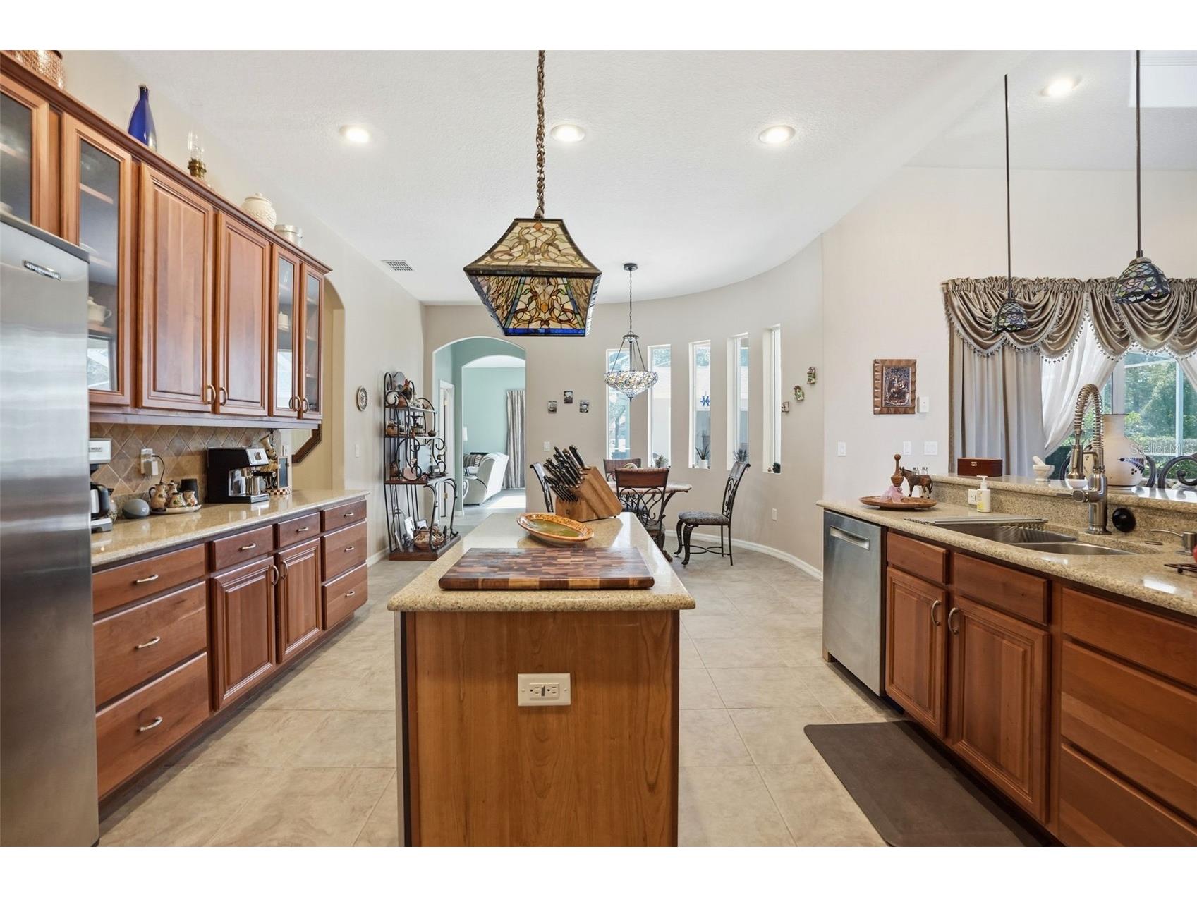11033 Baywind Court Weeki Wachee FL 34613 W7883764 image24