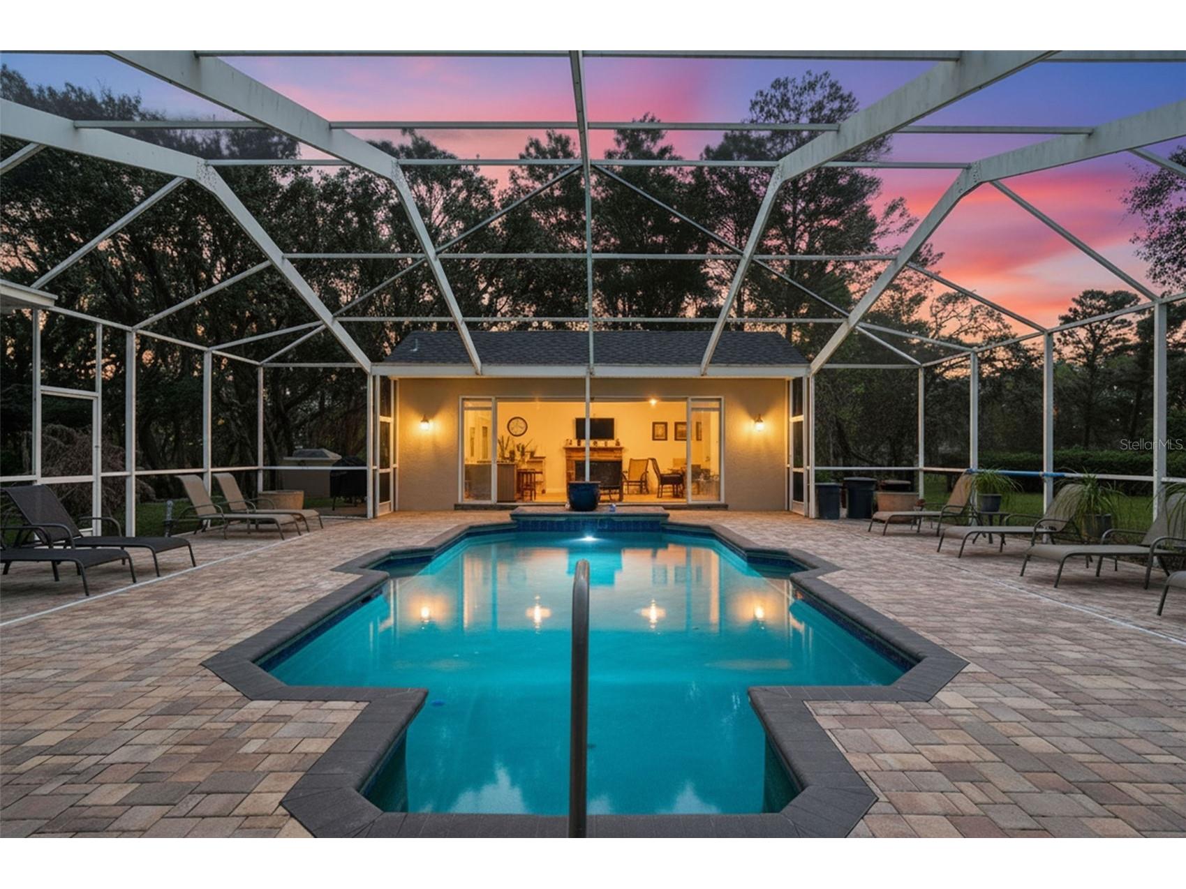 11033 Baywind Court Weeki Wachee FL 34613 W7883764 image5