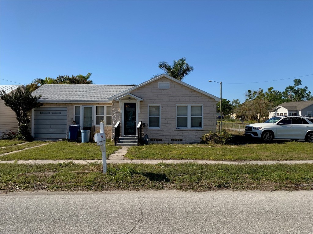 1104 29th Avenue W Bradenton FL 34205 A4644671 image1