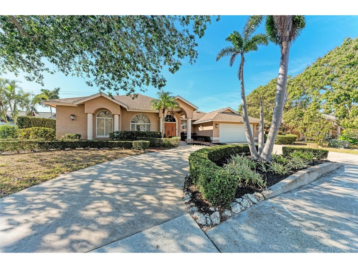 1104 83rd Street NW Bradenton FL 34209 A4637184 image1