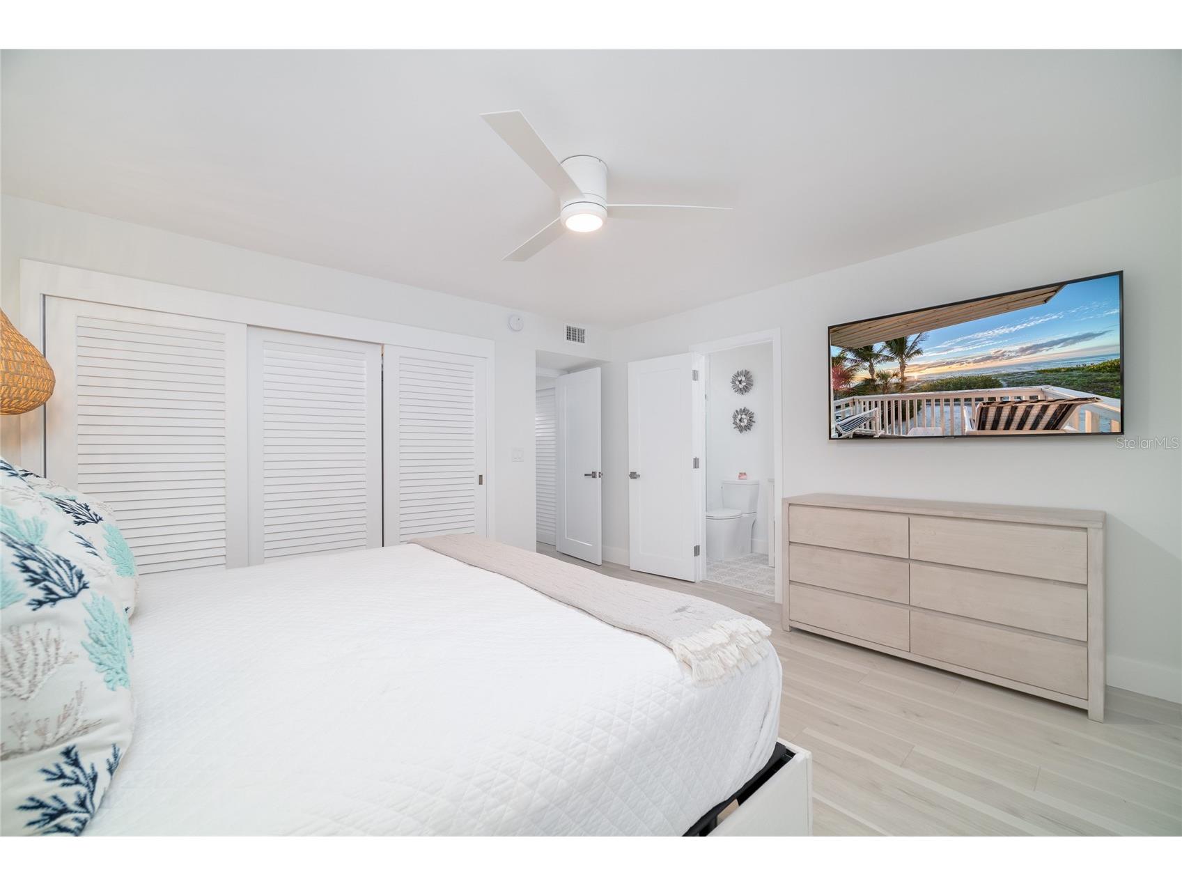 1104 Beach Trail #1 Indian Shores FL 33785 TB8479460 image16