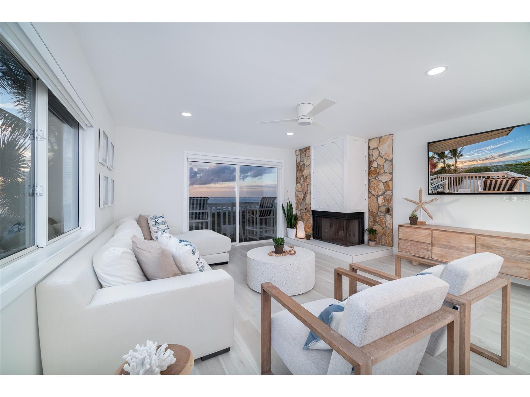 1104 Beach Trail #1 Indian Shores FL 33785 TB8479460 image3