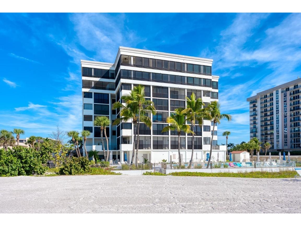 1104 Benjamin Franklin Drive #515 Sarasota FL 34236 - GULF OF MEXICO A4673918 image1