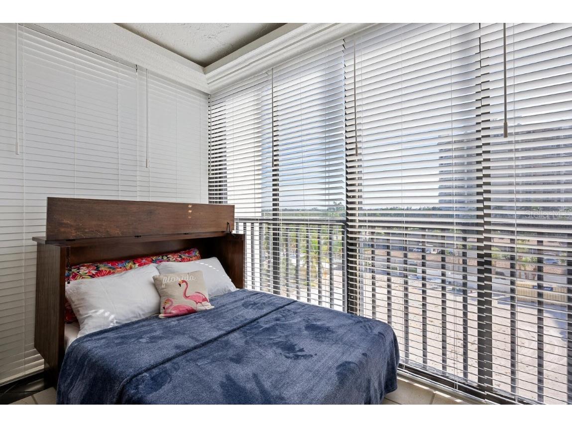 1104 Benjamin Franklin Drive #515 Sarasota FL 34236 - GULF OF MEXICO A4673918 image21