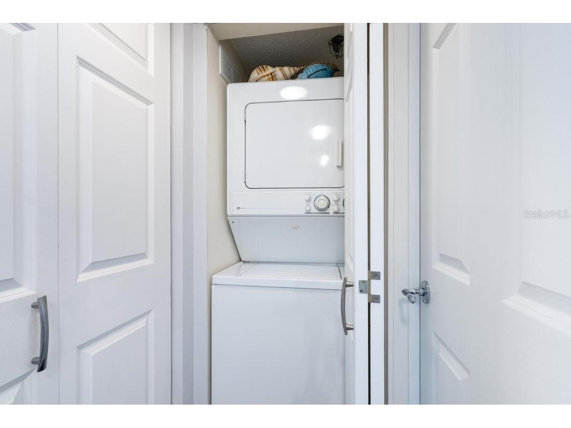 1104 Benjamin Franklin Drive #515 Sarasota FL 34236 - GULF OF MEXICO A4673918 image27