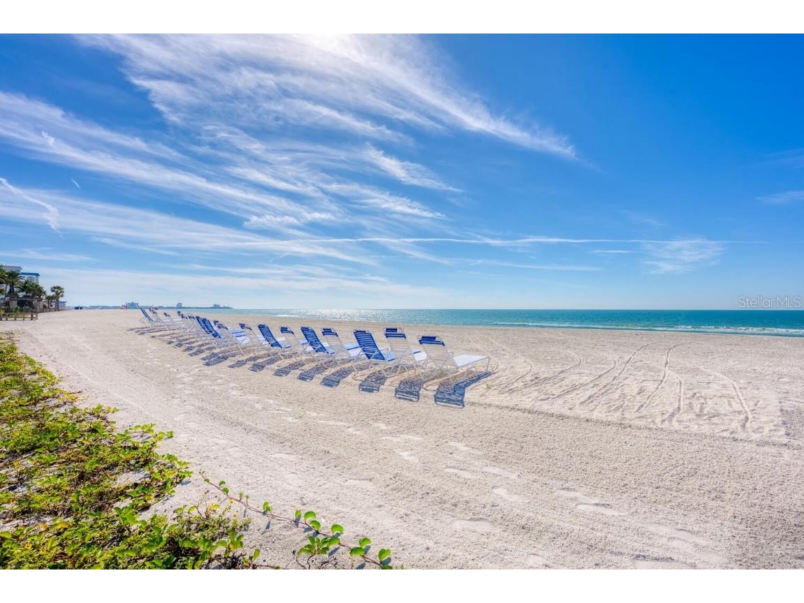 1104 Benjamin Franklin Drive #515 Sarasota FL 34236 - GULF OF MEXICO A4673918 image37