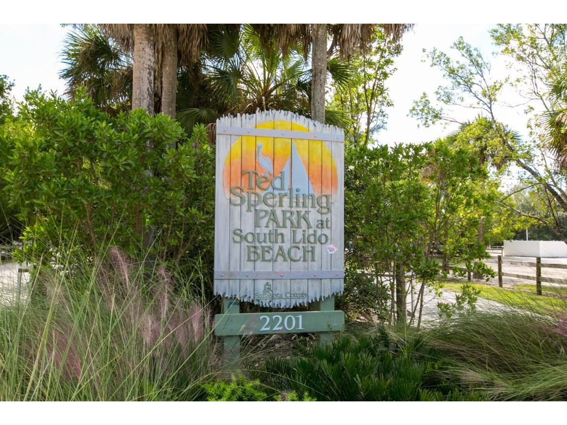 1104 Benjamin Franklin Drive #515 Sarasota FL 34236 - GULF OF MEXICO A4673918 image40