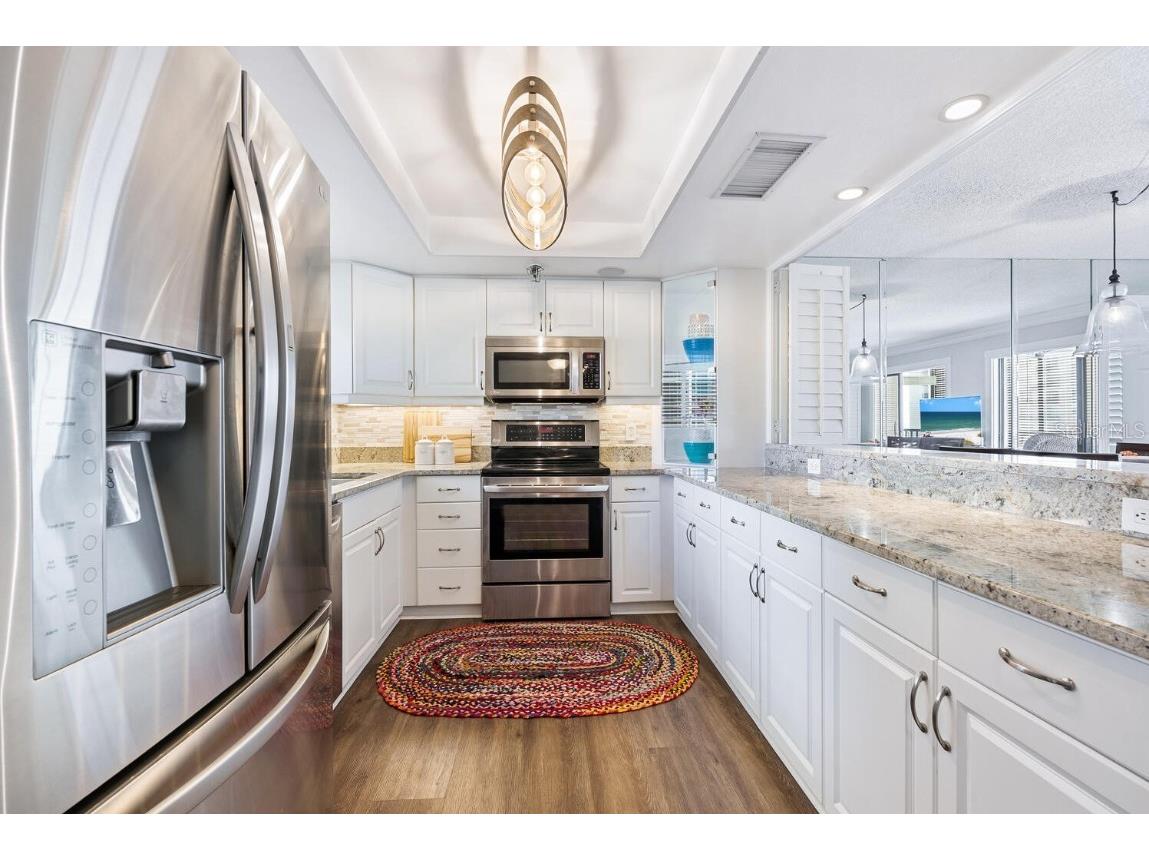 1104 Benjamin Franklin Drive #515 Sarasota FL 34236 - GULF OF MEXICO A4673918 image6