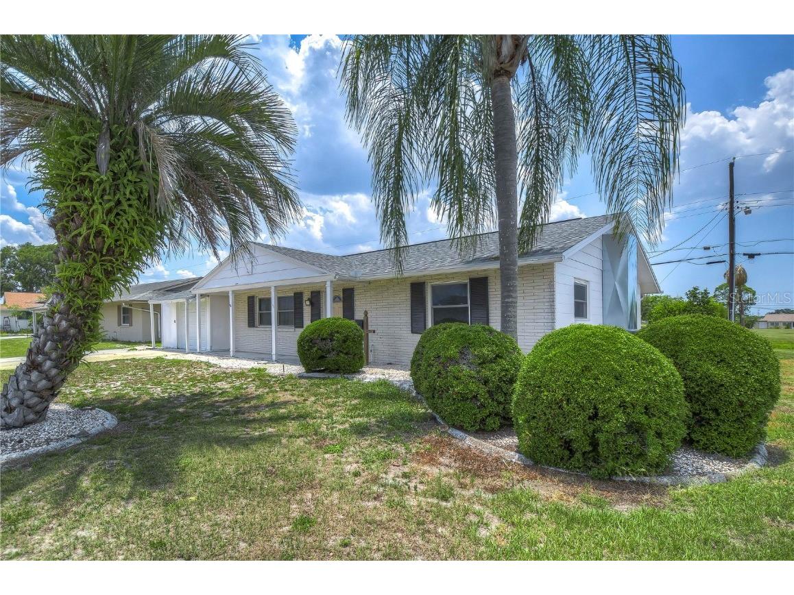 1104 Desert Hills Drive Sun City Center FL 33573 T3530811 image1