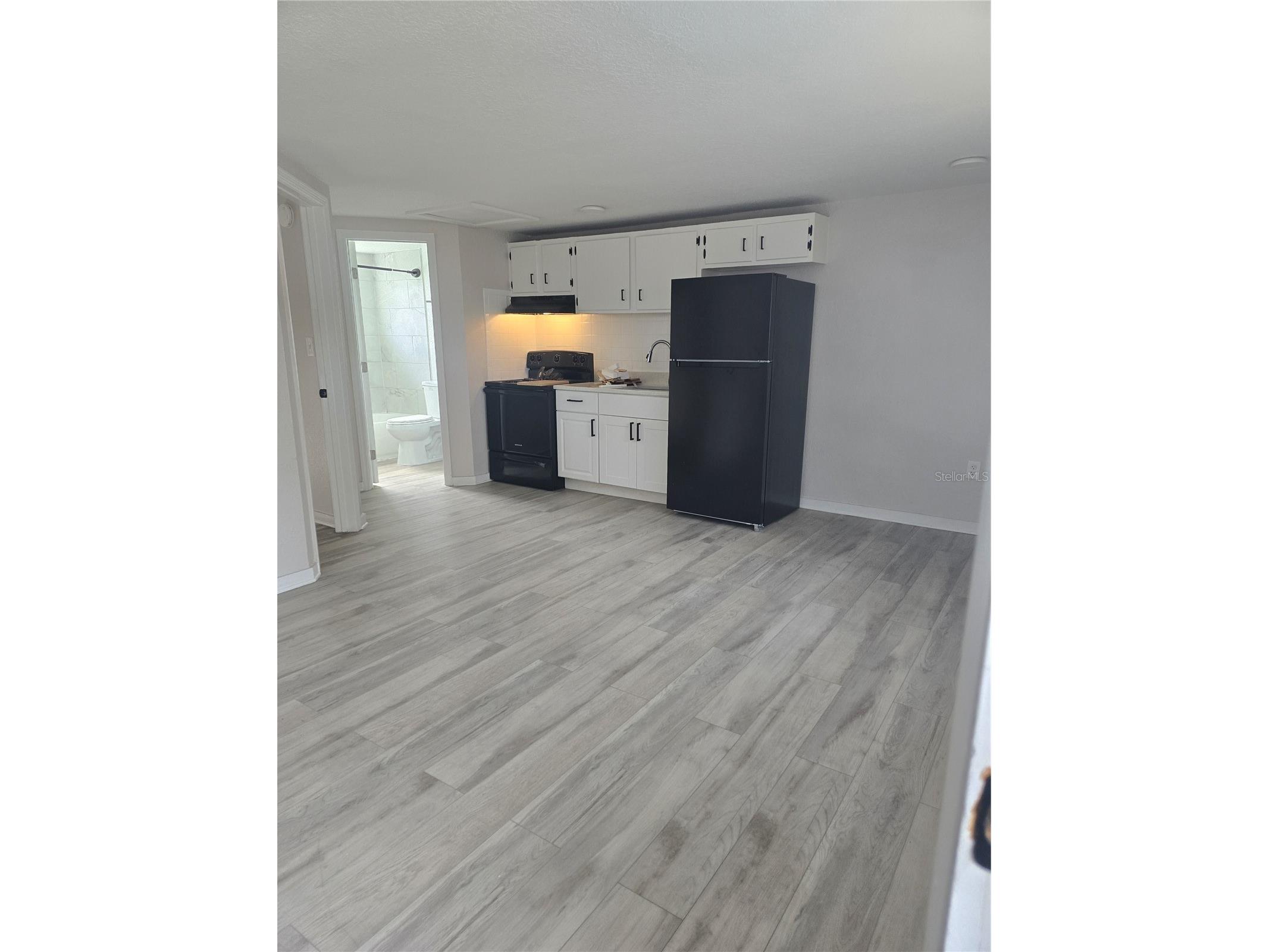 1104 E 140th Avenue #B Tampa FL 33613 TB8529643 image17