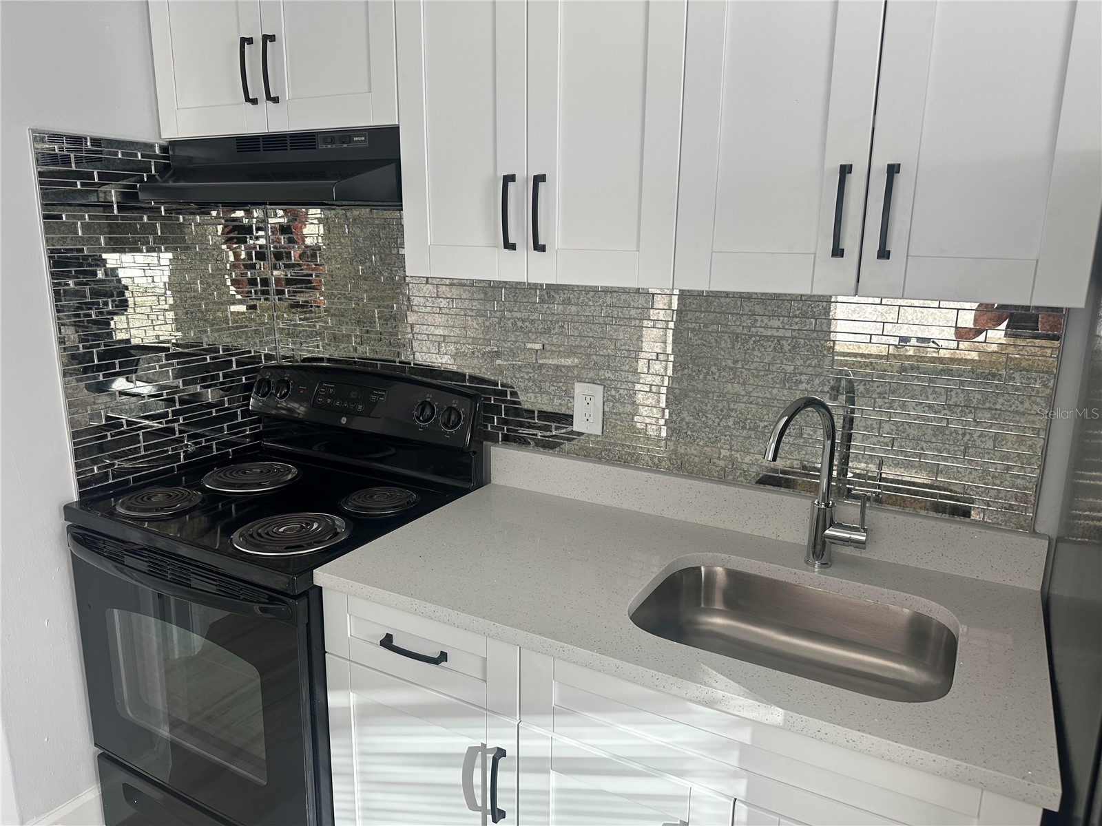 1104 E 140th Avenue #B Tampa FL 33613 TB8529643 image6