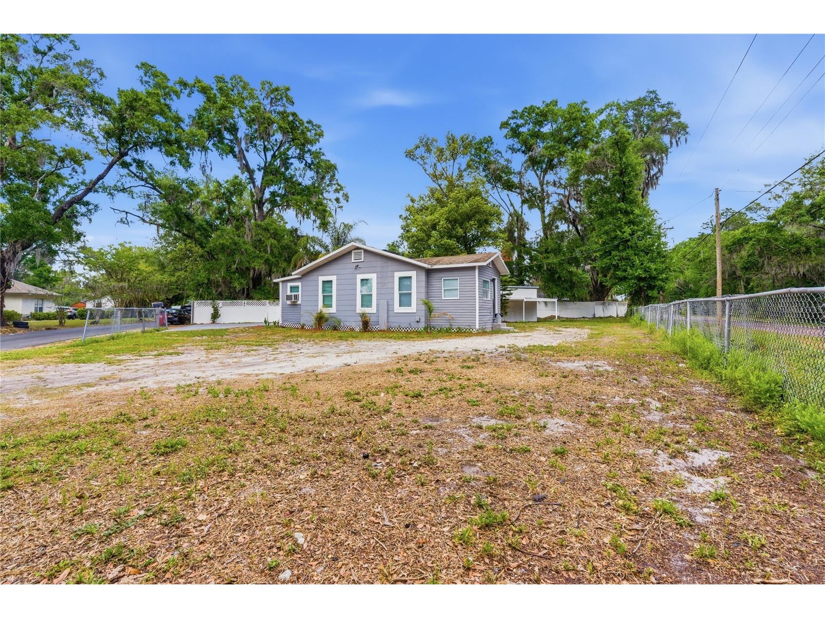 1104 E Alsobrook Street Plant City FL 33563 TB8494364 image13
