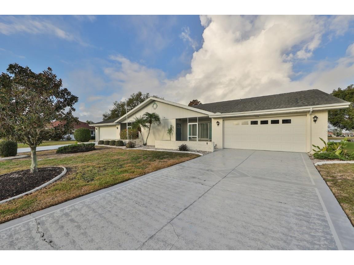 1104 E Del Webb Boulevard Sun City Center FL 33573 - East Lake T3421601 image1