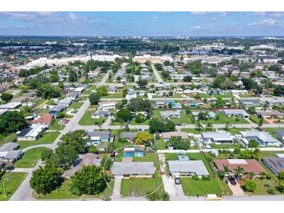 1104 Fruitland Ave. Bradenton FL 34207 A4666305 image24