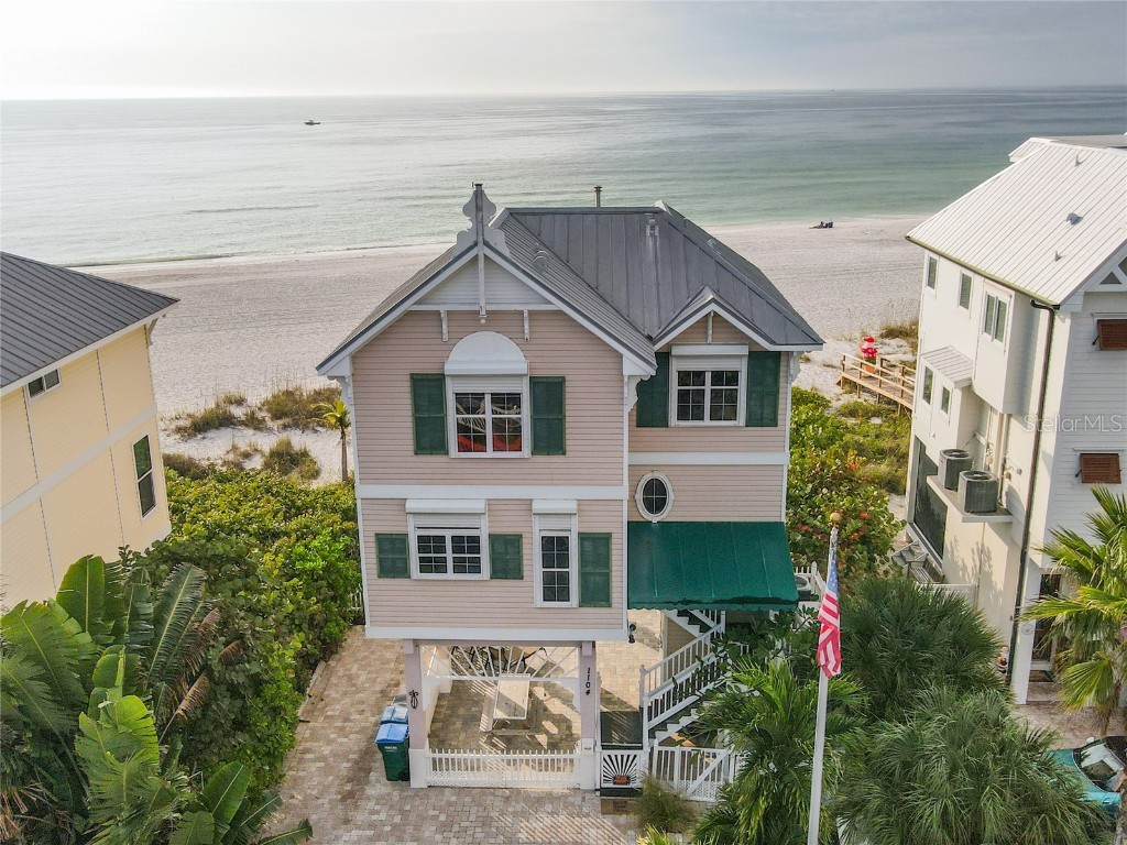 1104 Gulf Drive N Bradenton Beach FL 34217 A4540998 image1