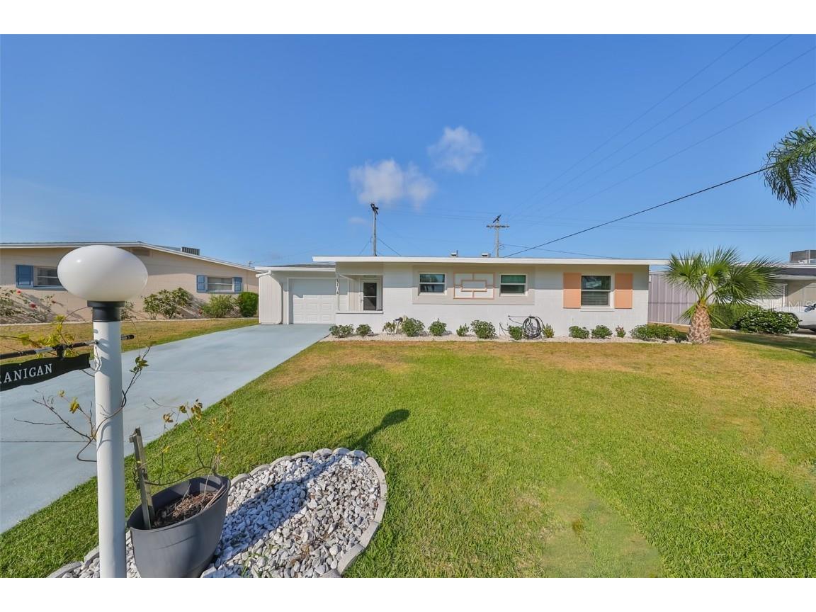 1104 N Pebble Beach Boulevard Sun City Center FL 33573 T3525457 image1