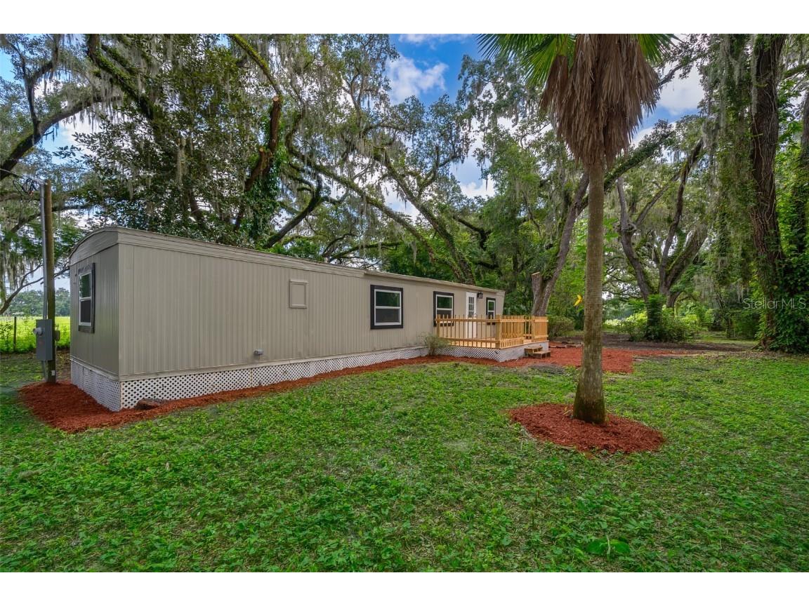 1104 SE 131st Road Webster FL 33597 O6225010 image1